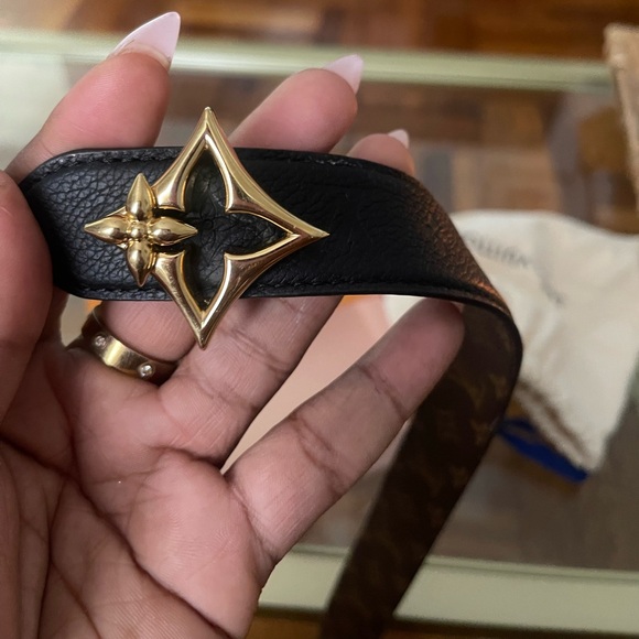 Women’s reversible Louis Vuitton belt - Picture 6 of 7